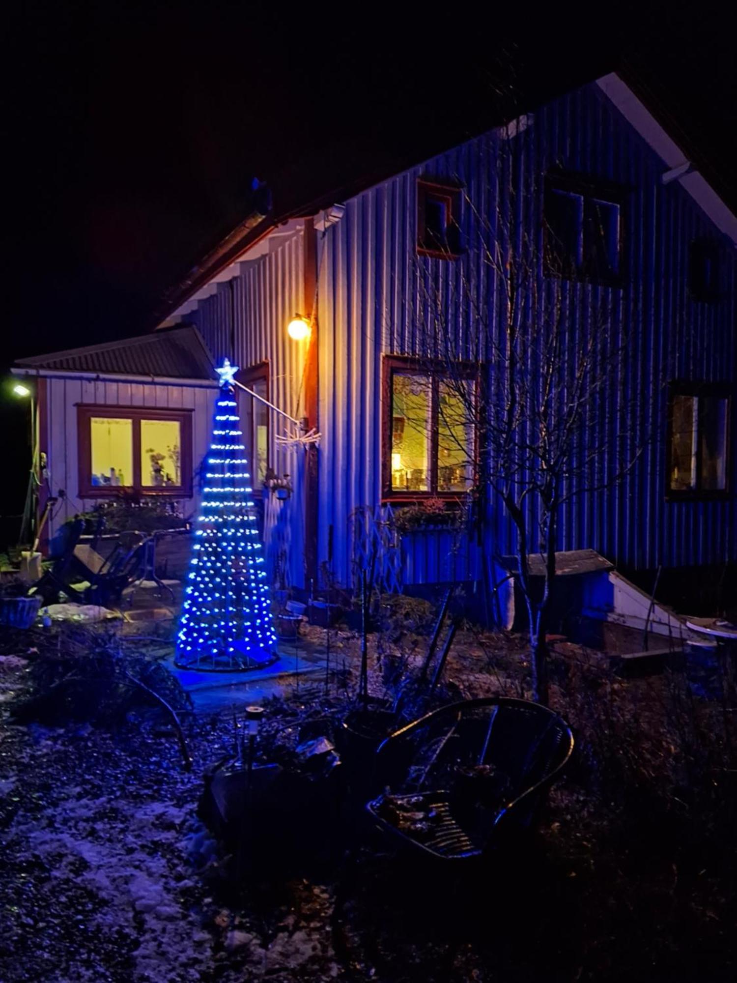 Charmigt Aeldre Hus, Laddbox 22 Kw, 5 Bil-Minuter Till Bad Strömstad Exteriör bild